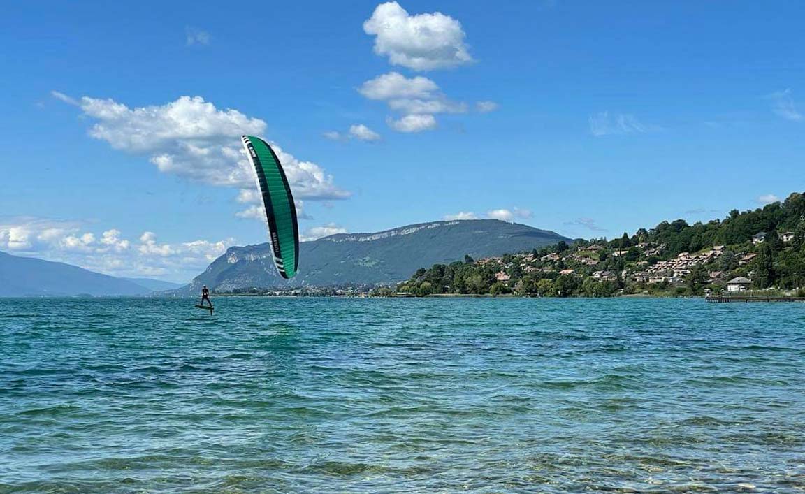 Kite surf sur le lac du Bourget